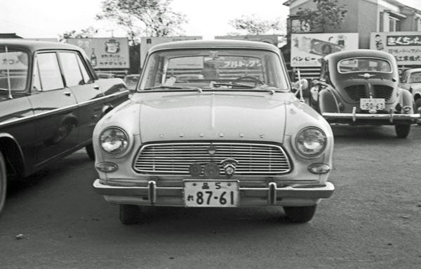 (05-12a)(114-17) 1963 Ford Taunus 12M 1.5Litre 2dr Saloon.jpg
